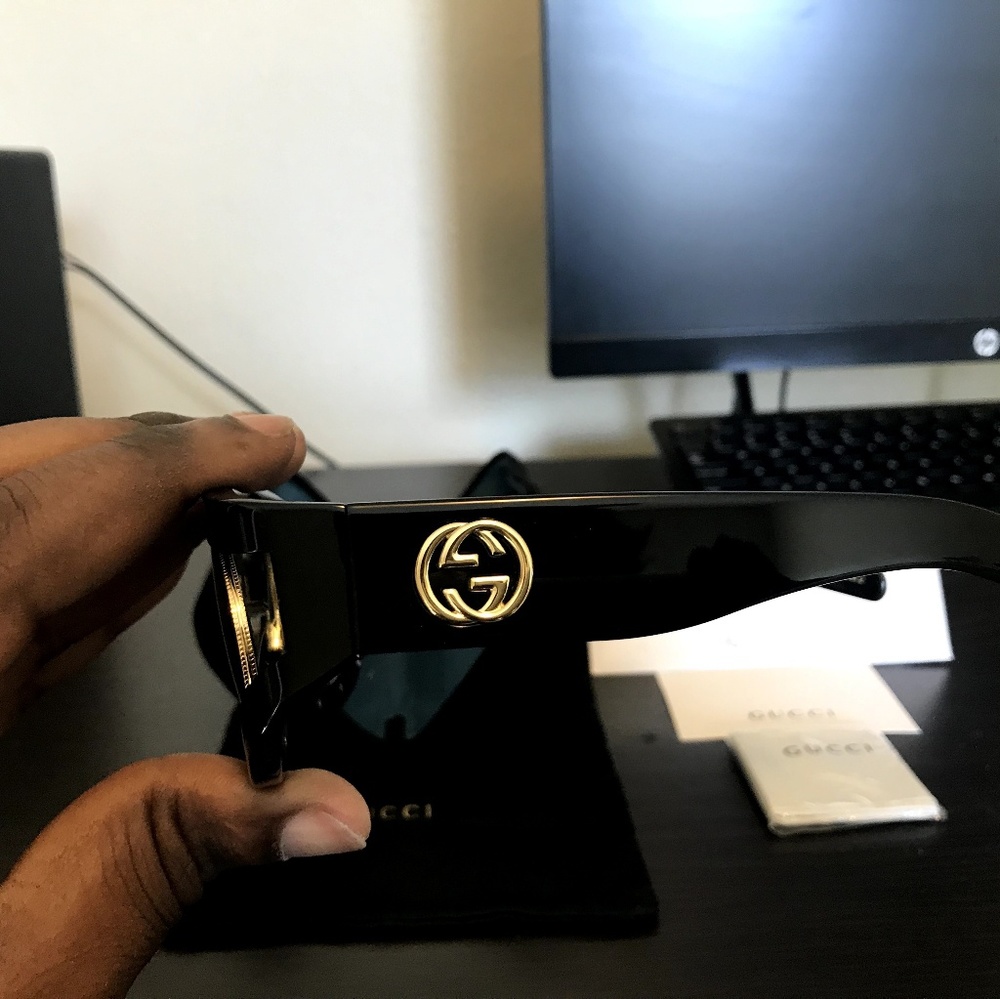 Gucci Sunglasses - Picture 7 of 8